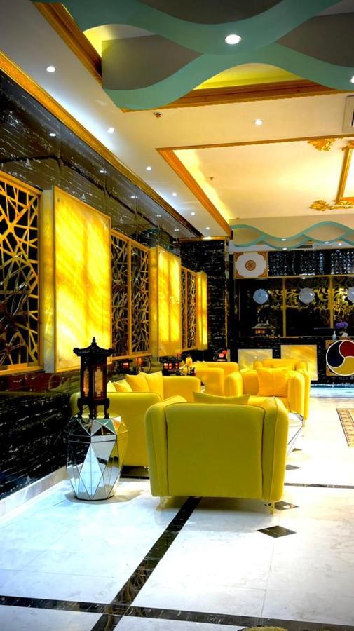 Asian Hotel Dukm Kültér fotó